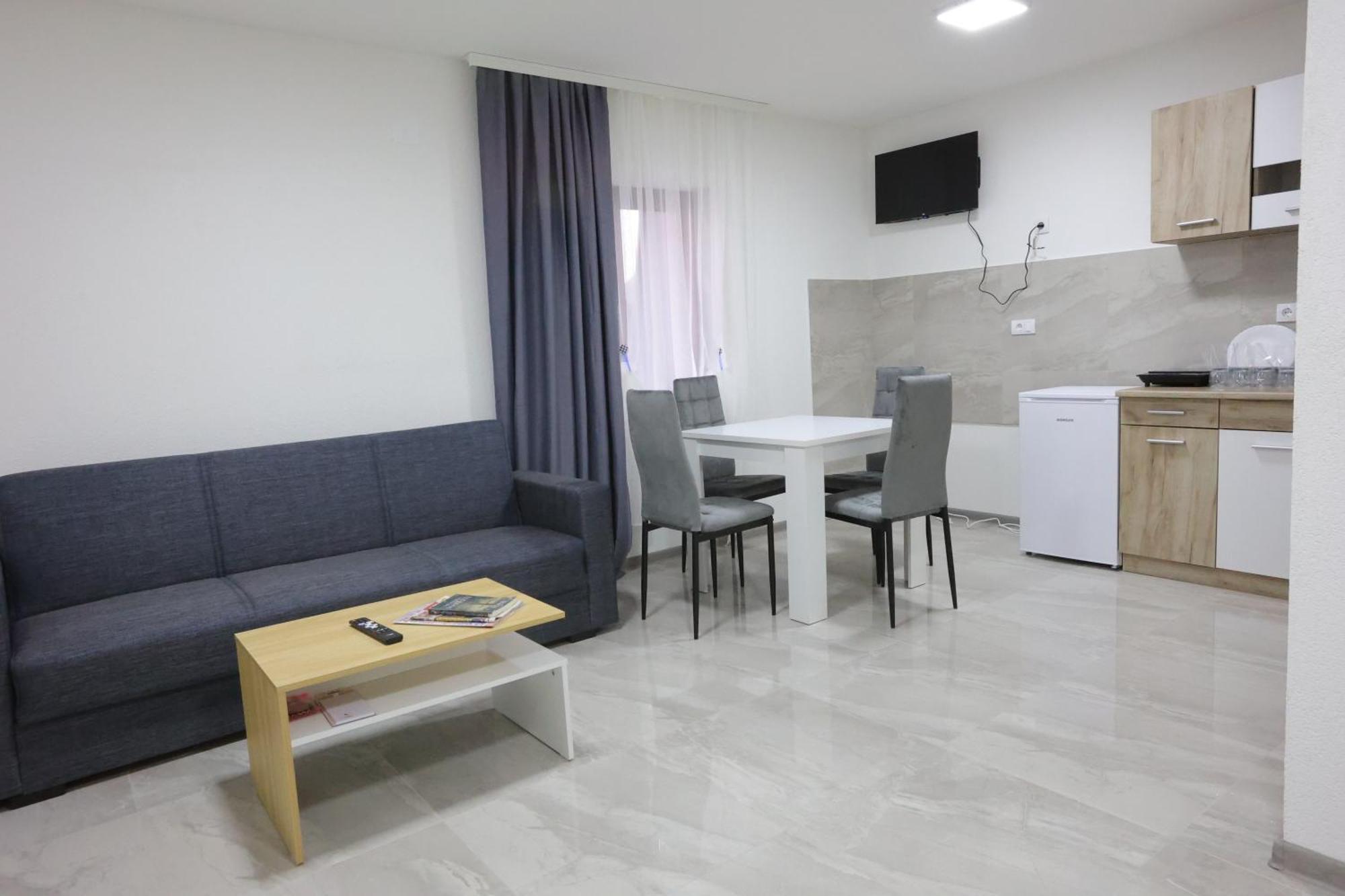 Paraćin Ivan'S Guesthouse المظهر الخارجي الصورة