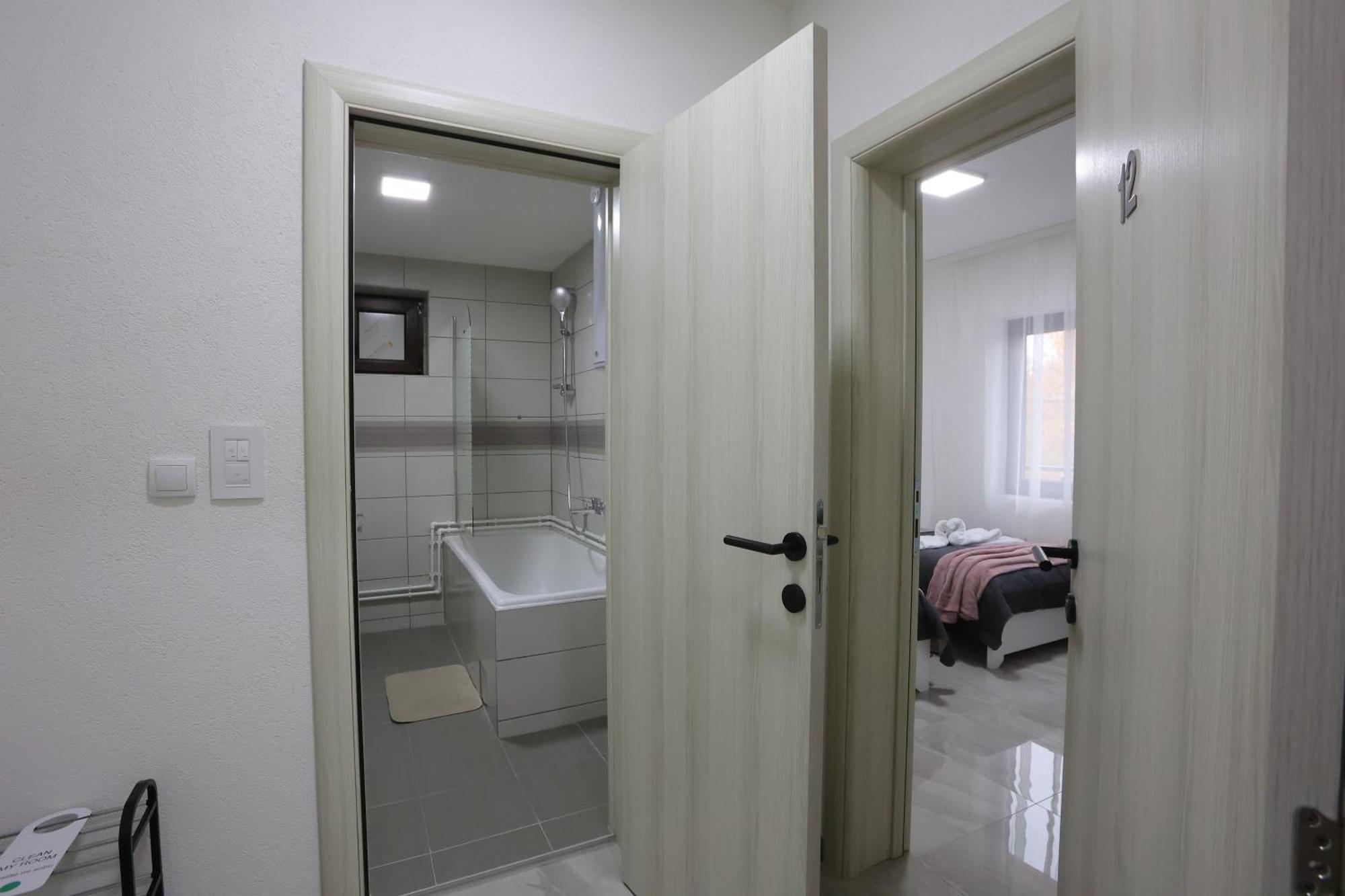 Paraćin Ivan'S Guesthouse المظهر الخارجي الصورة